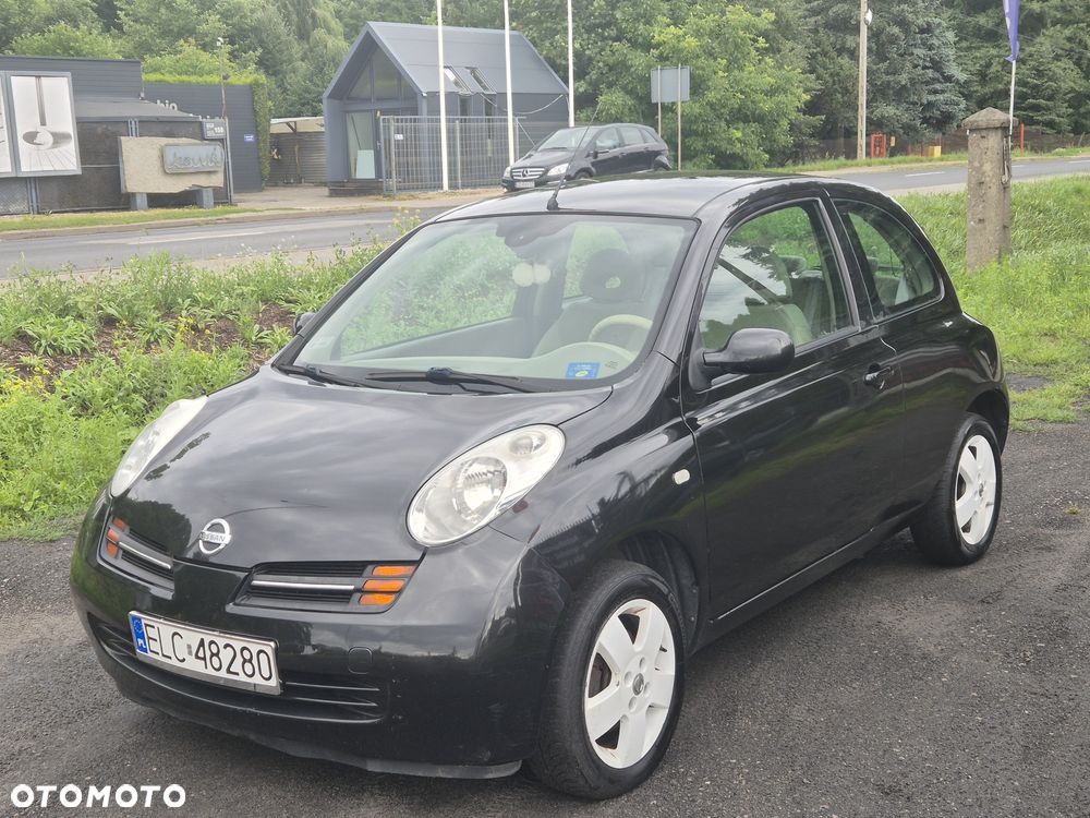 Nissan Micra - 1