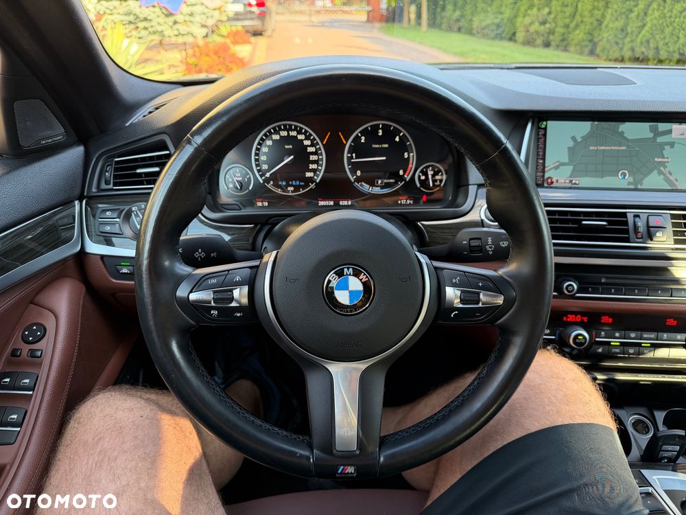 BMW Seria 5 520d M Sport Edition - 28