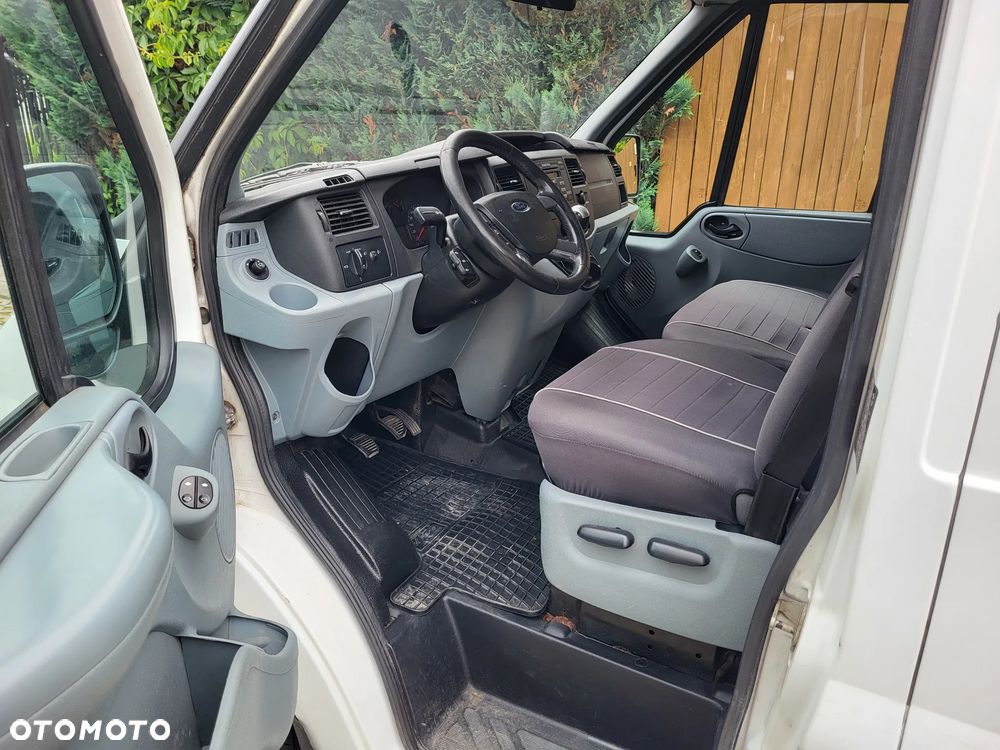Ford Transit - 7