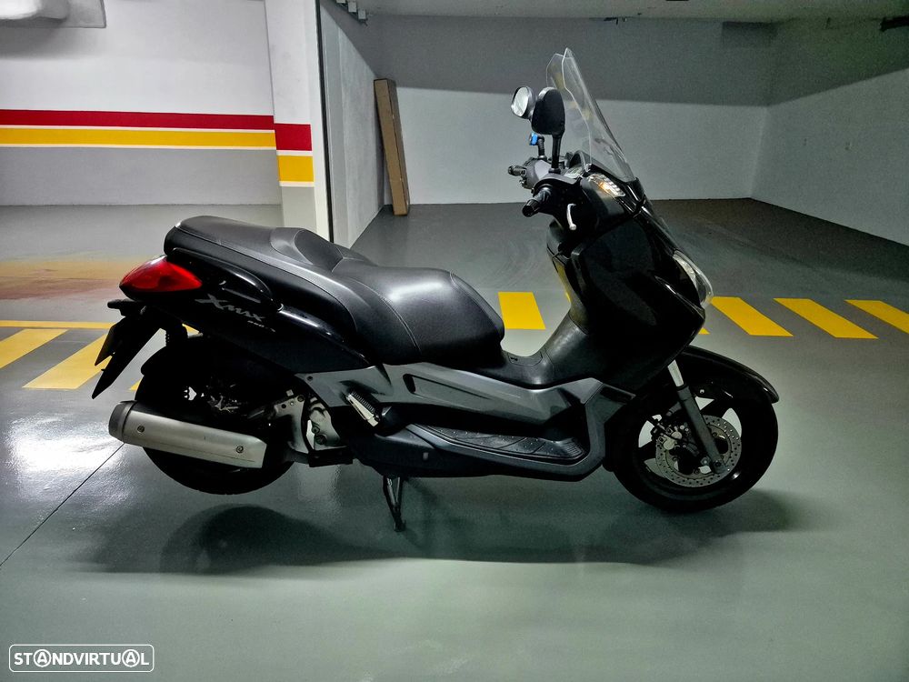 Yamaha X-Max - 2
