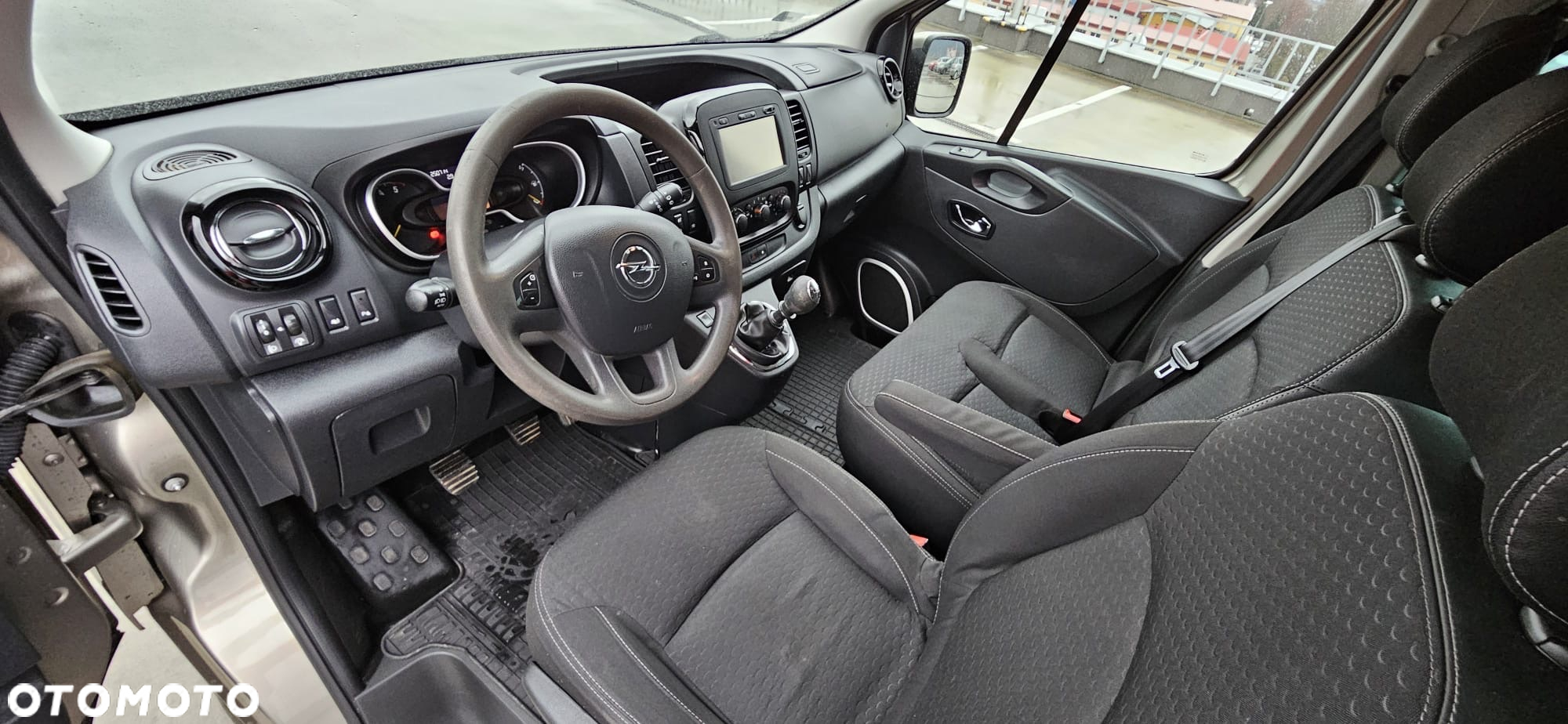 Opel Vivaro - 37