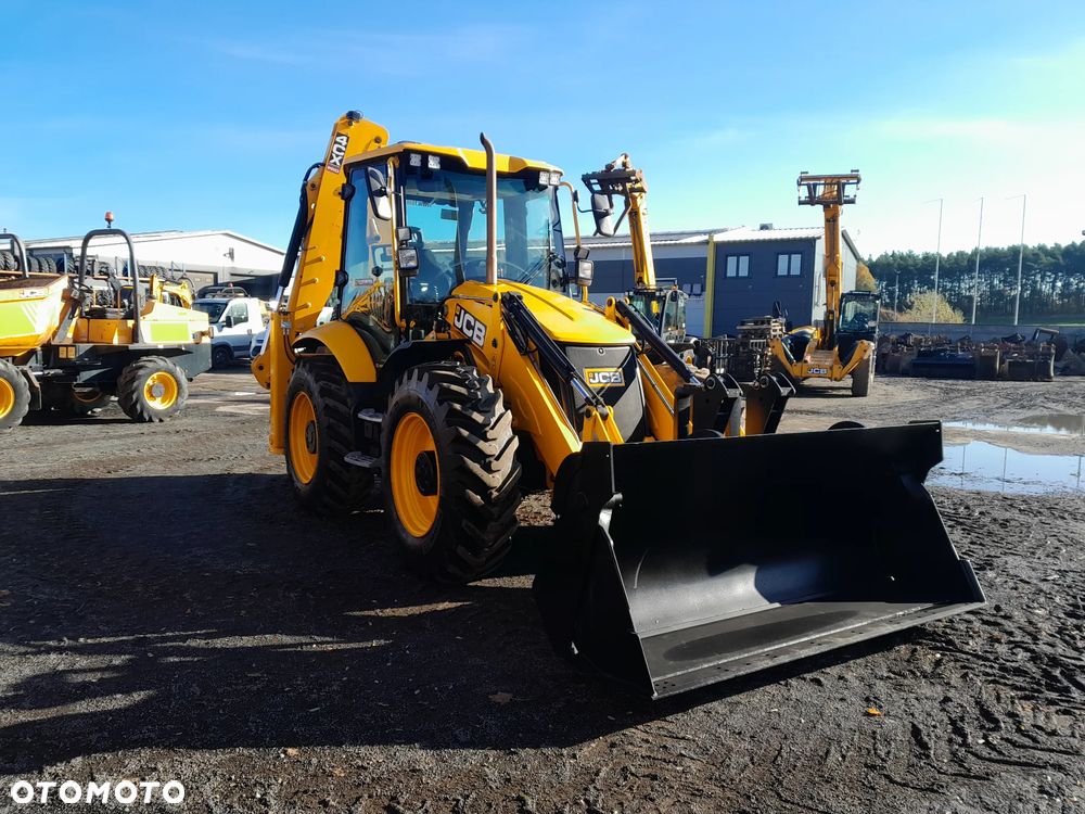 JCB JCB 4CX AEC  2022r - 5