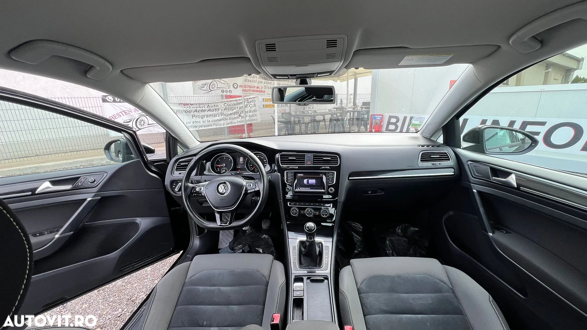 Volkswagen Golf - 4