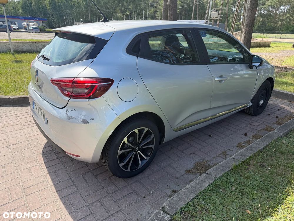Renault Clio - 5