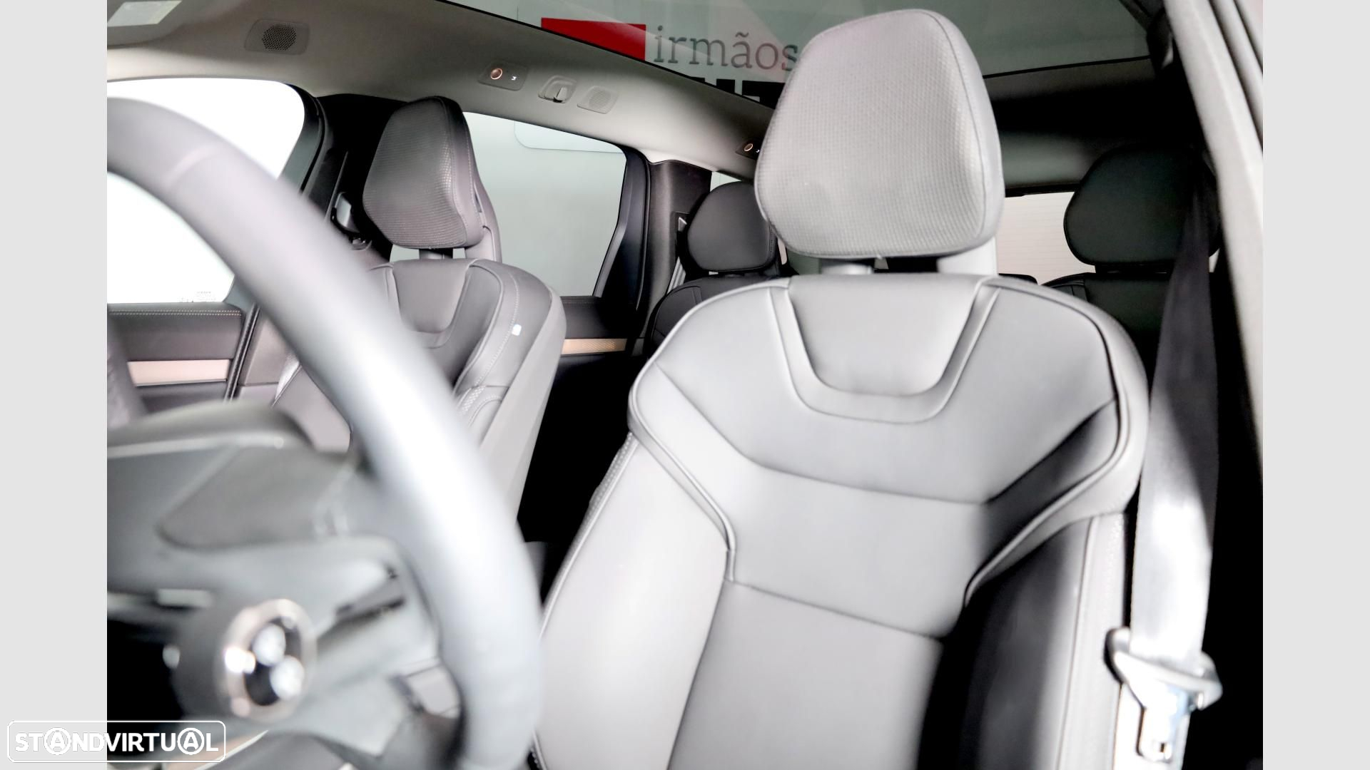 Volvo EX90 111 kWh Twin Motor Plus - 17