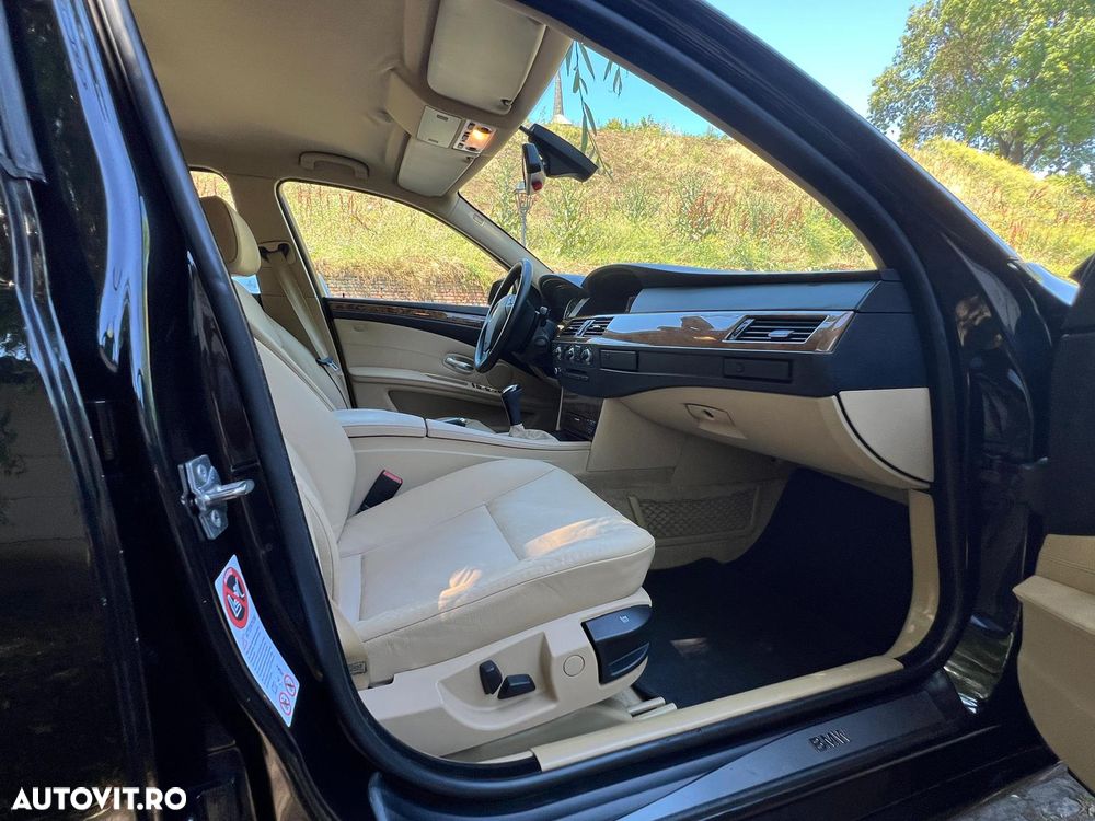 BMW Seria 5 520d Edition Lifestyle - 15