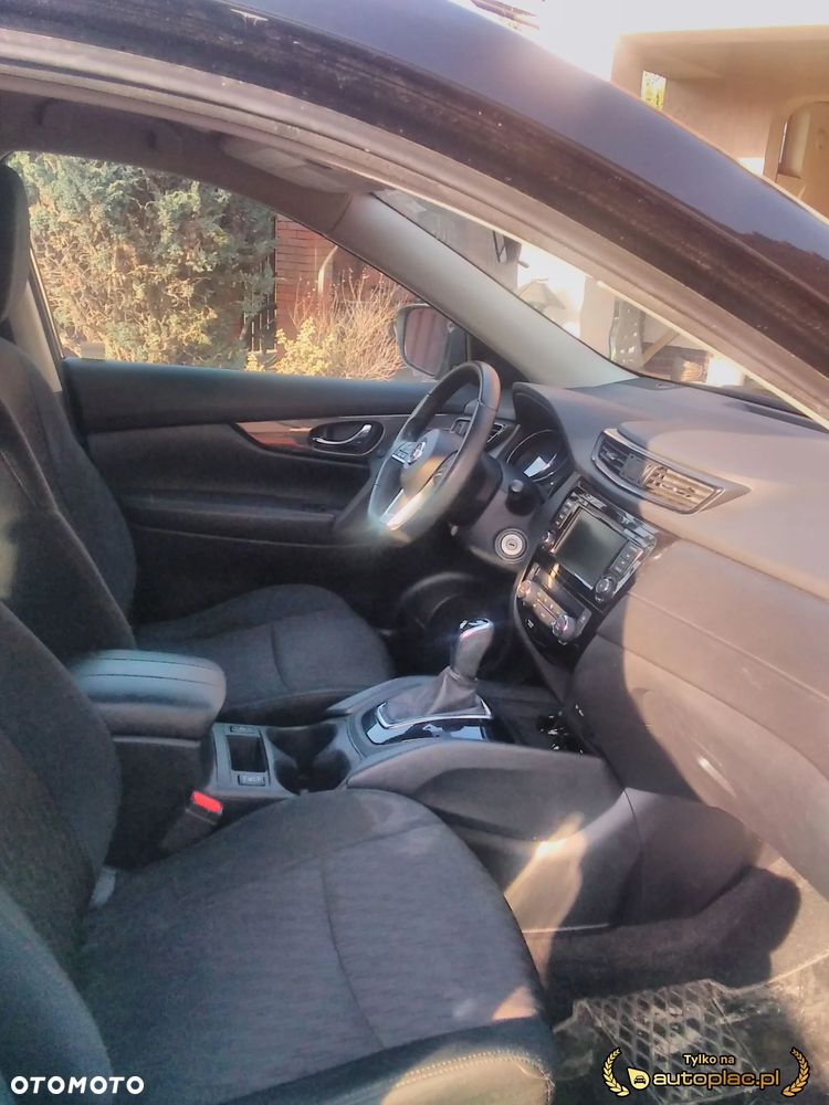 Nissan Rogue - 10
