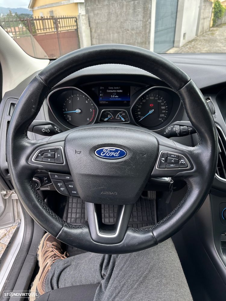 Ford Focus 1.5 TDCi ST-Line - 5