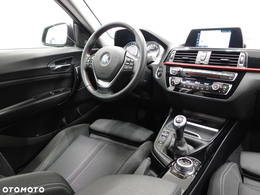 BMW Seria 2 218i Coupe Sport Line - 33