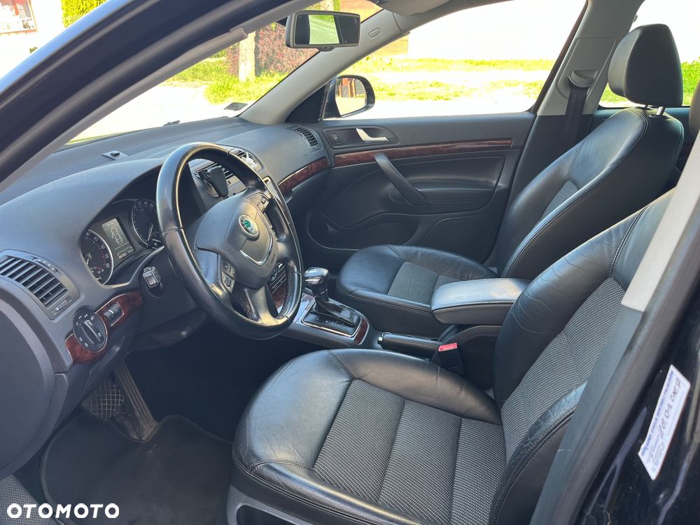 Skoda Octavia 1.6 TDI Ambition DSG - 8