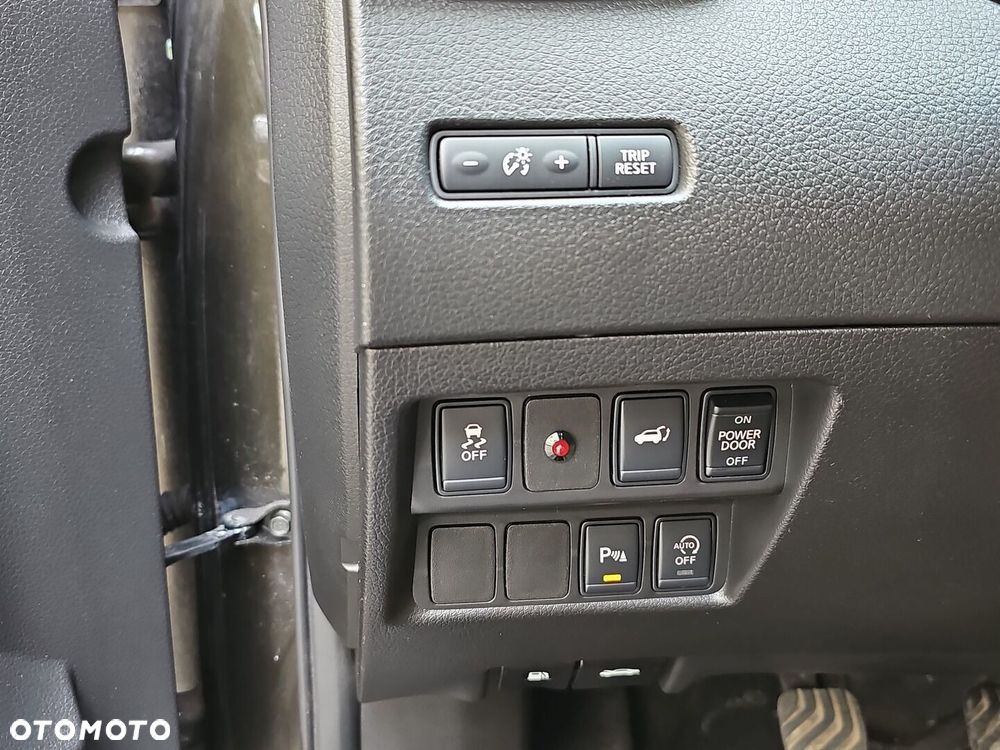 Nissan X-Trail - 23