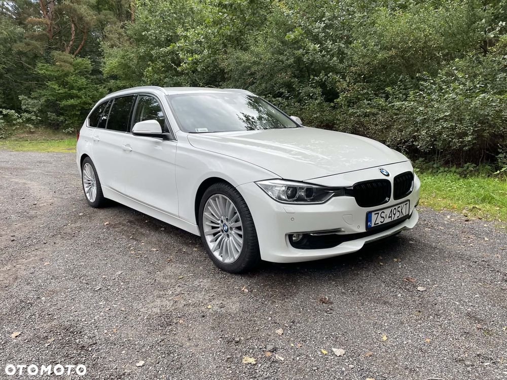 BMW Seria 3 330d Luxury Line - 2