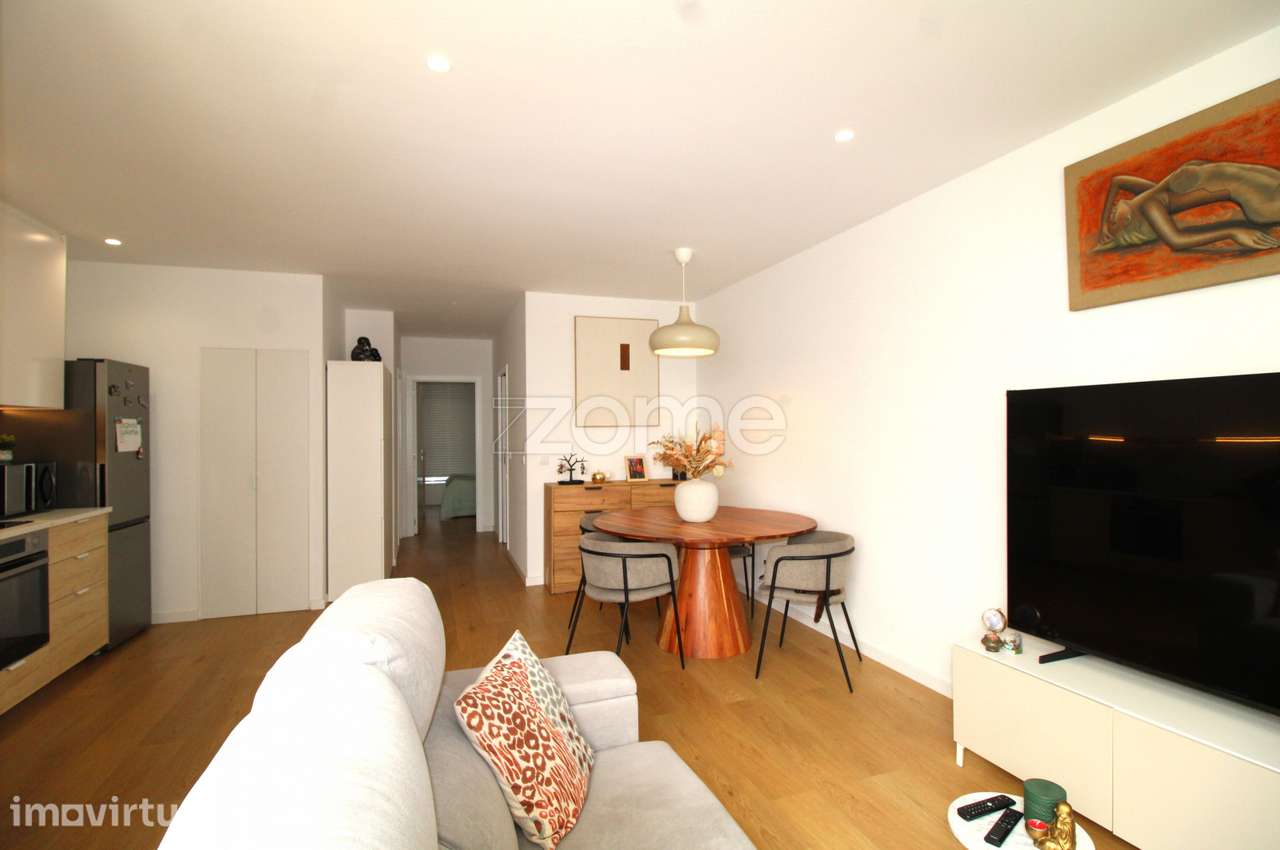 Apartamento T2 renovado - Grande imagem: 3/18