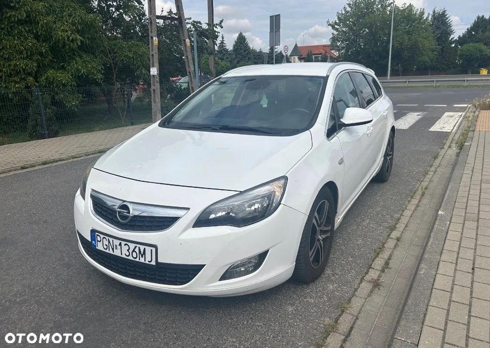 Opel Astra IV 2.0 CDTI Sport - 1