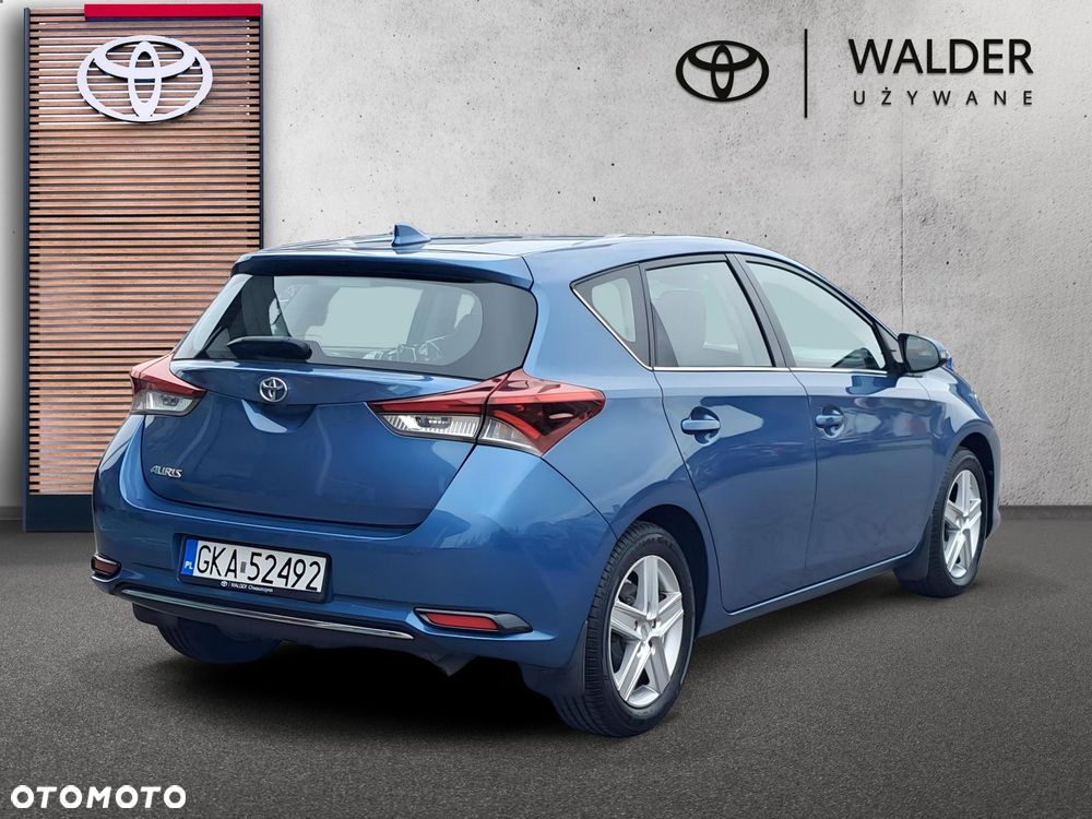 Toyota Auris - 5