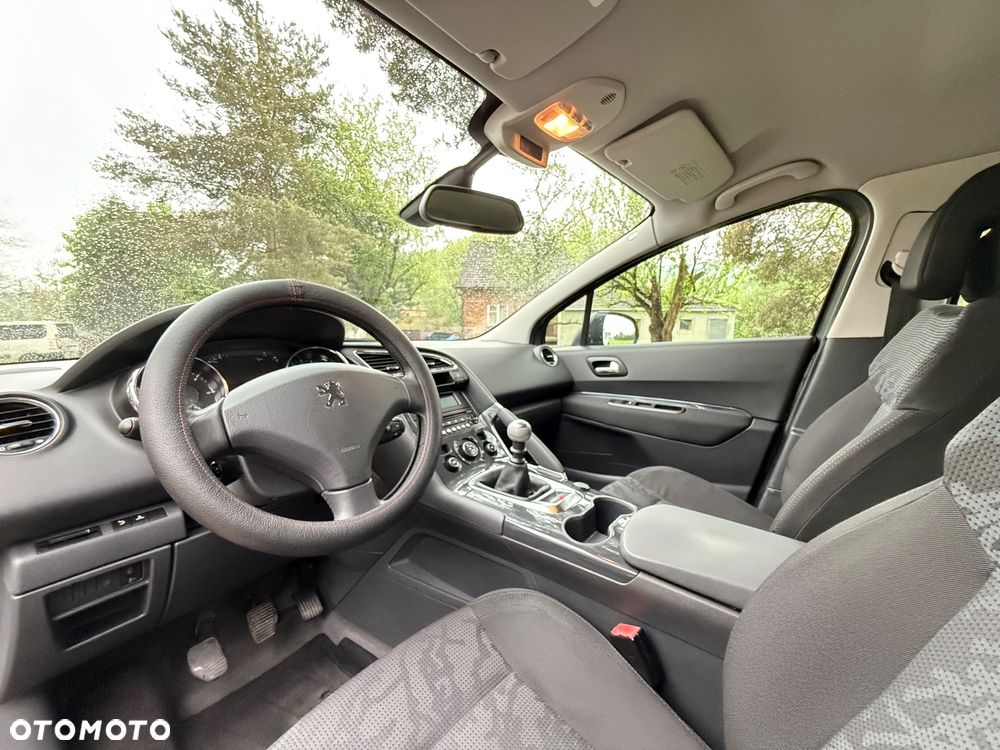 Peugeot 3008 1.6 HDi Premium - 18