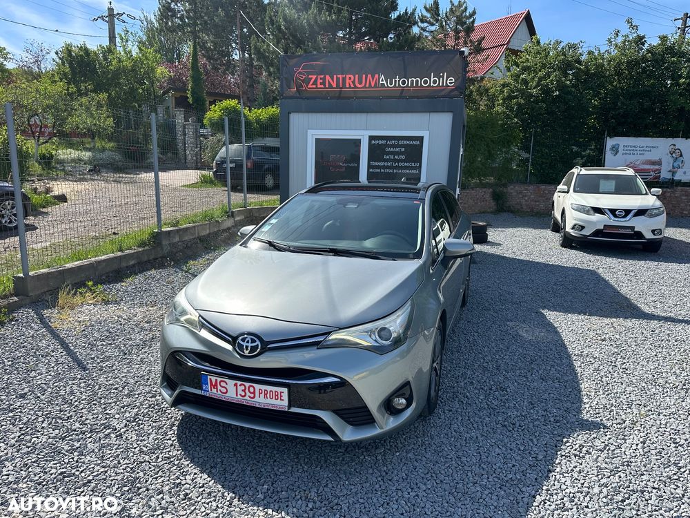 Toyota Avensis 2.0 D-4D Executive - 8