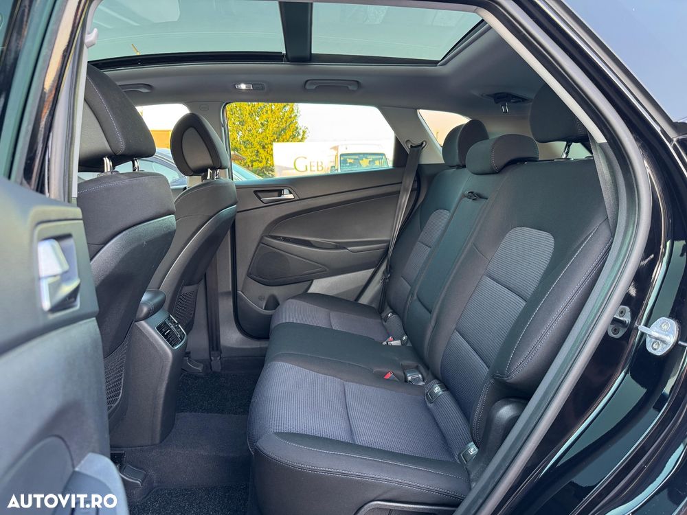 Hyundai Tucson blue 1.7 CRDi 2WD DCT Style - 18