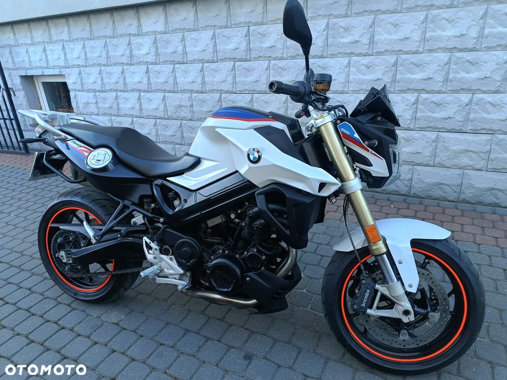 BMW F - 12