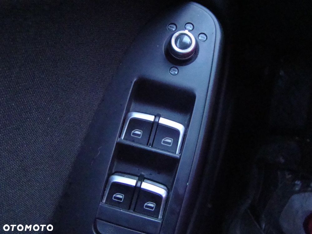 Audi A4 Avant 2.0 TDI Quattro - 9