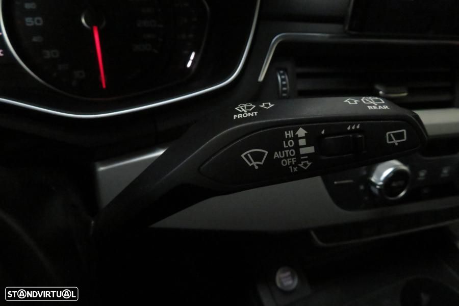 Audi A4 Avant 35 TDI Design S tronic - 17