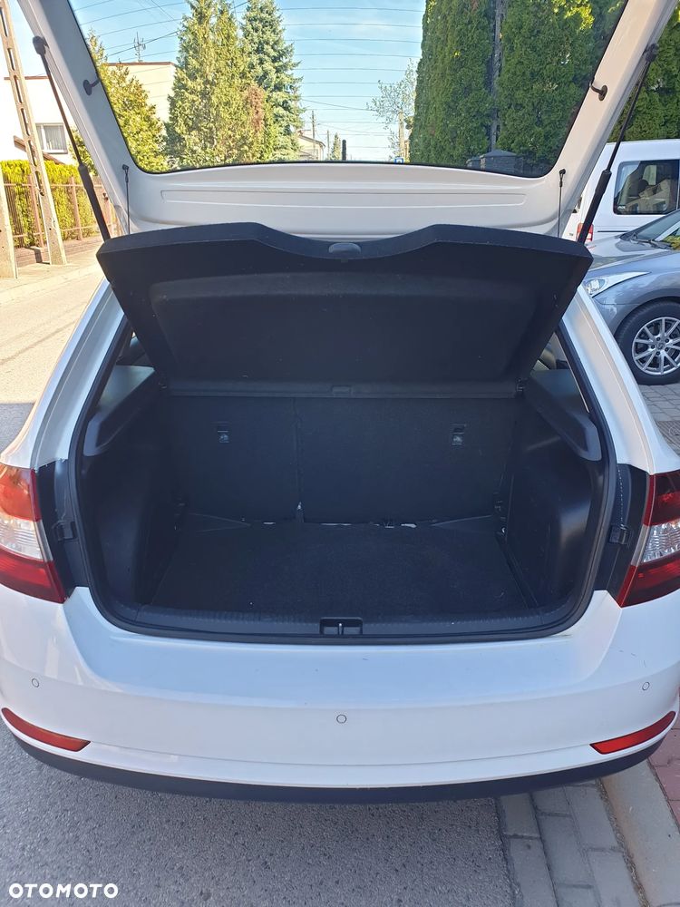 Skoda RAPID - 8