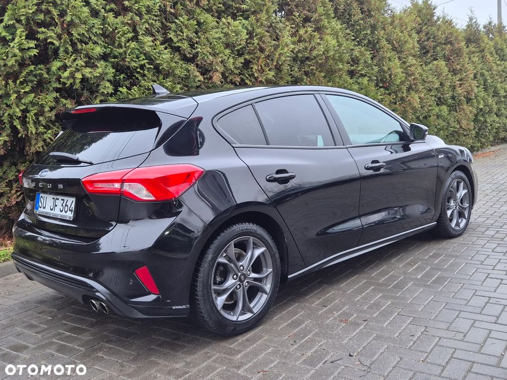 Ford Focus 1.5 EcoBlue STart-Stopp-System ST-LINE - 11