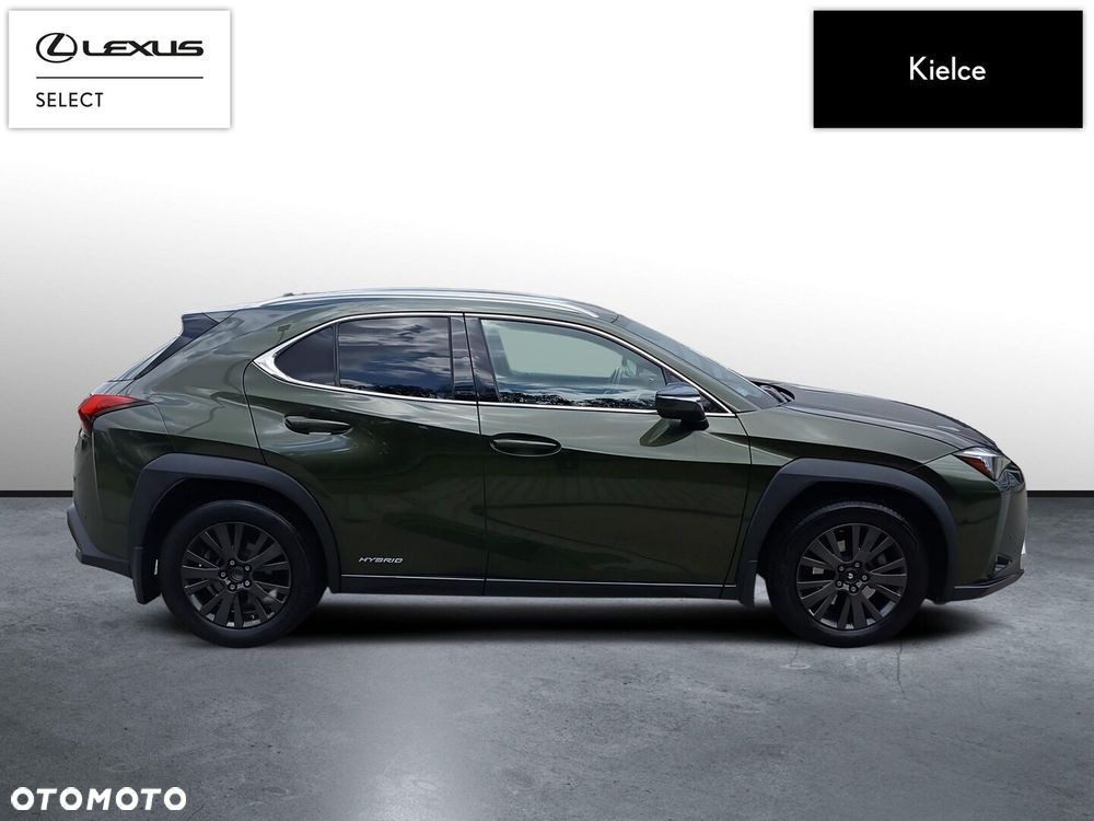 Lexus UX - 7