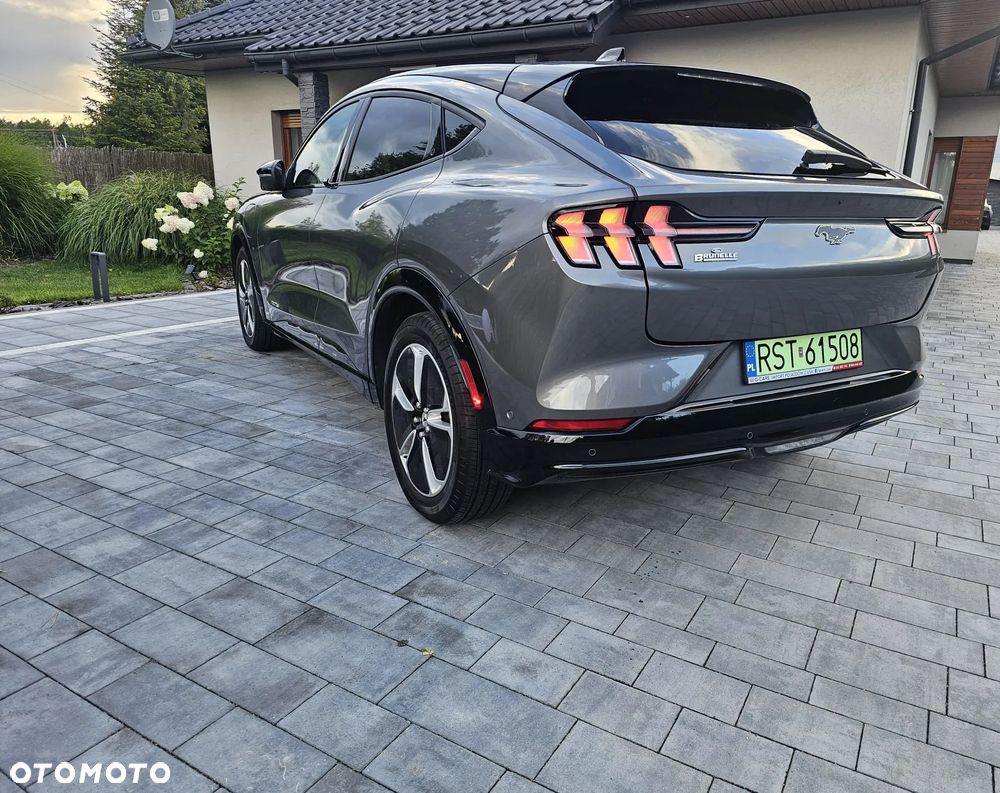 Ford Mustang Mach-E AWD PREMIUM - 10