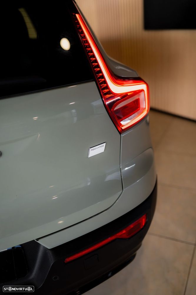 Volvo XC 40 Recharge Plus - 18