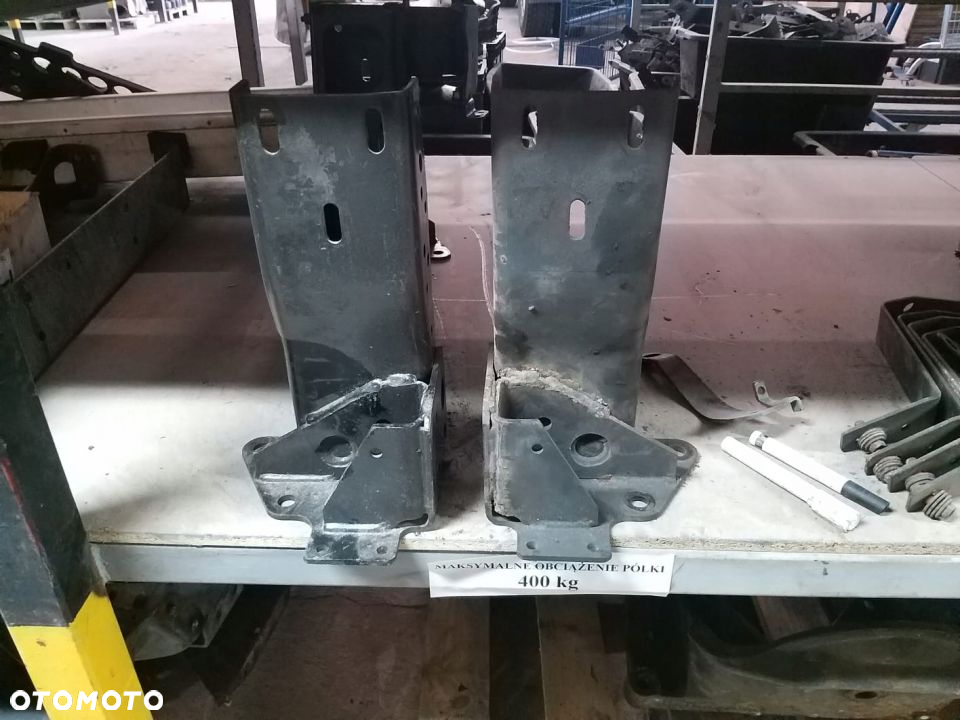 WSPORNIK ACTROS MP2/3 A9305201533 /A9305201433 - 2