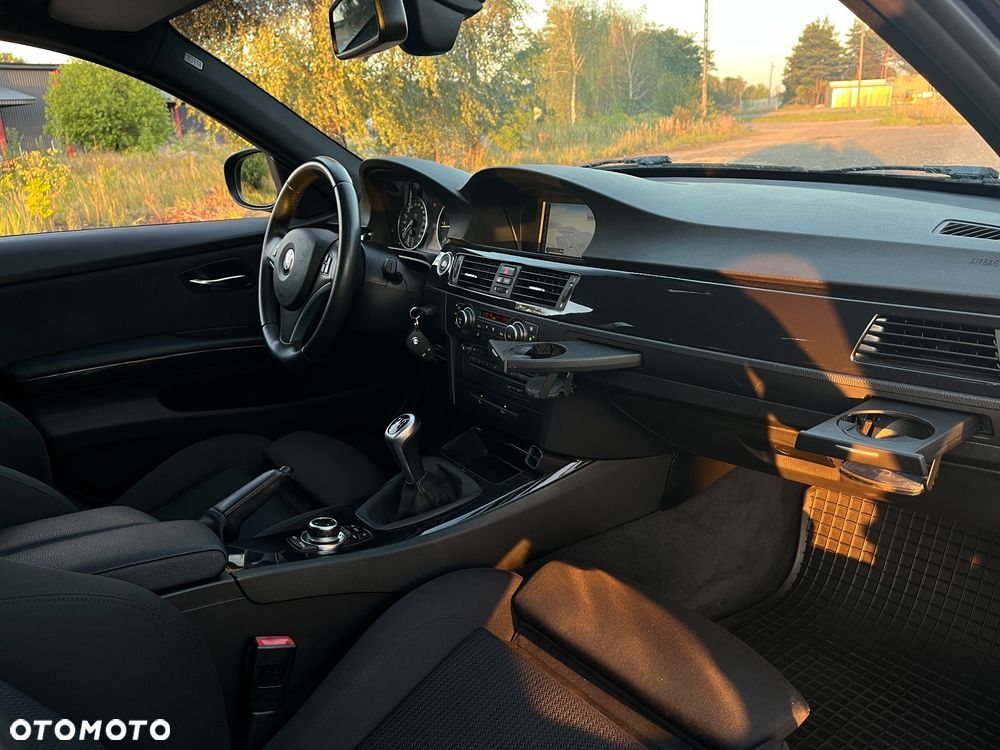 BMW Seria 3 - 25