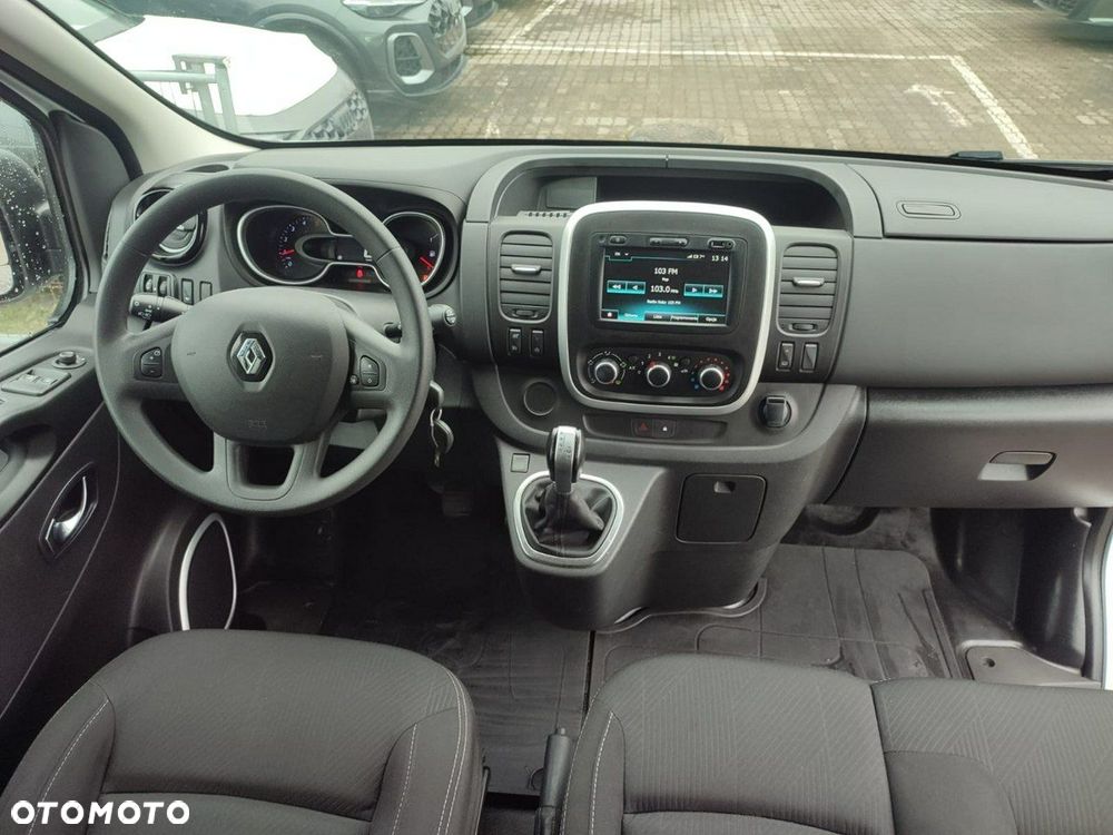 Renault Trafic - 19
