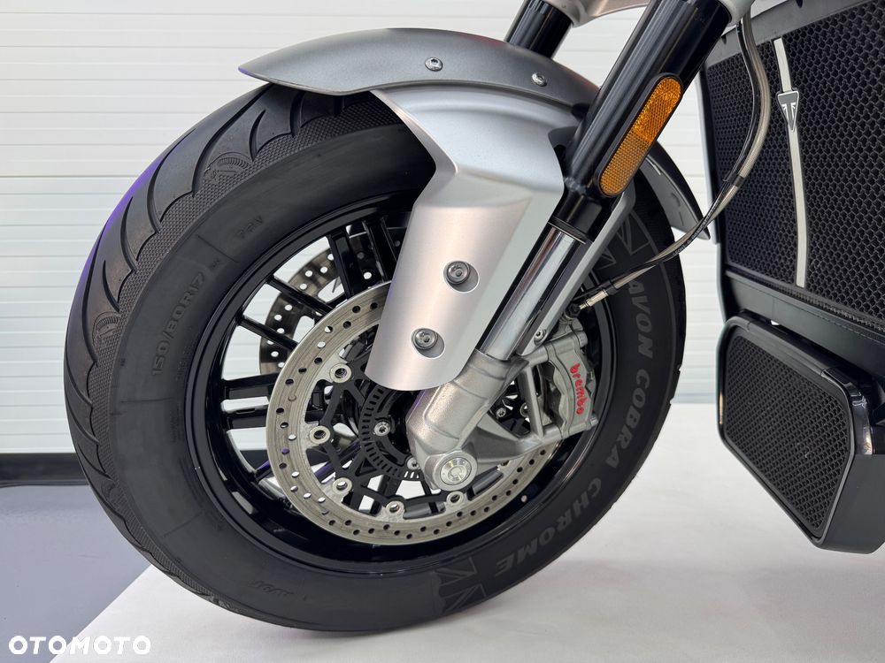 Triumph Rocket - 38