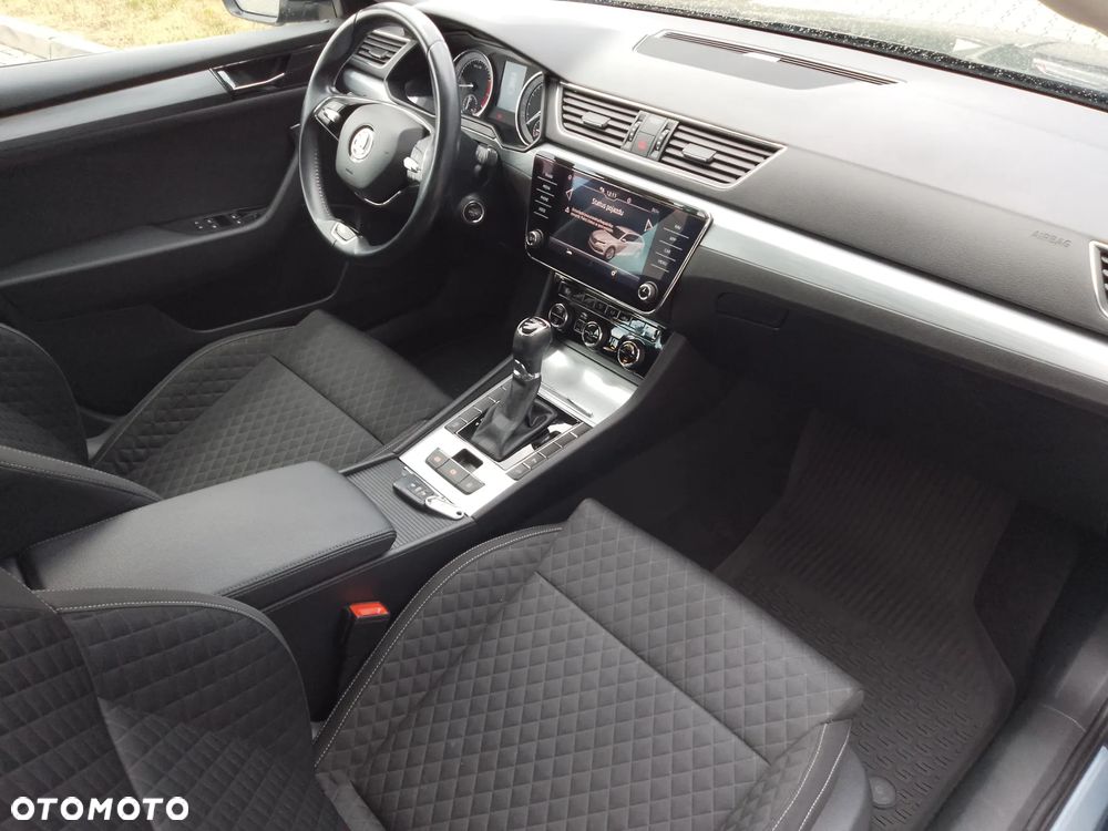 Skoda Superb 1.5 TSI Ambition DSG - 18