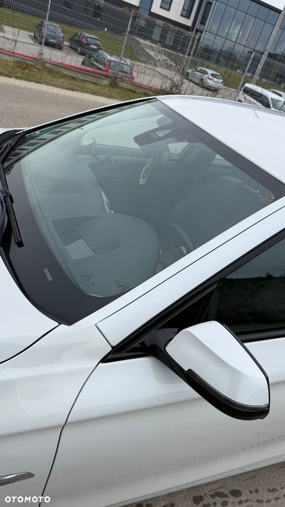 BMW Seria 5 525d xDrive - 18