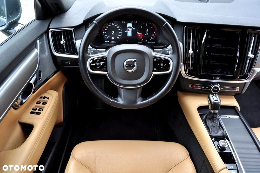 Volvo V90 D4 Geartronic Momentum - 13