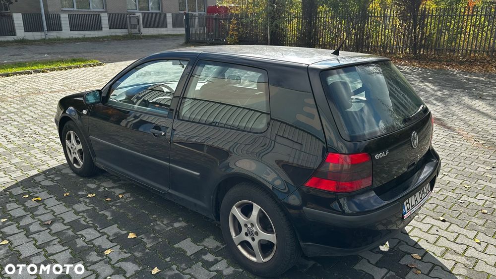 Volkswagen Golf - 9