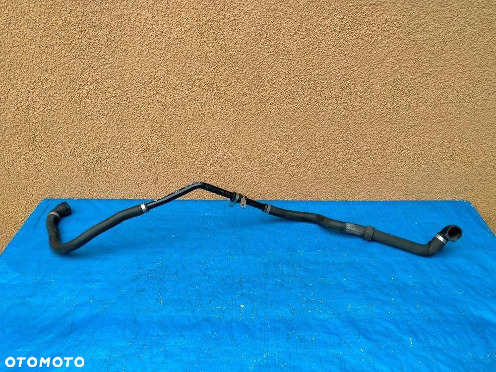 Mercedes W213 E Klasa 2.0 CDI Przewód Wody Chłodzenia A2135011782 - 1