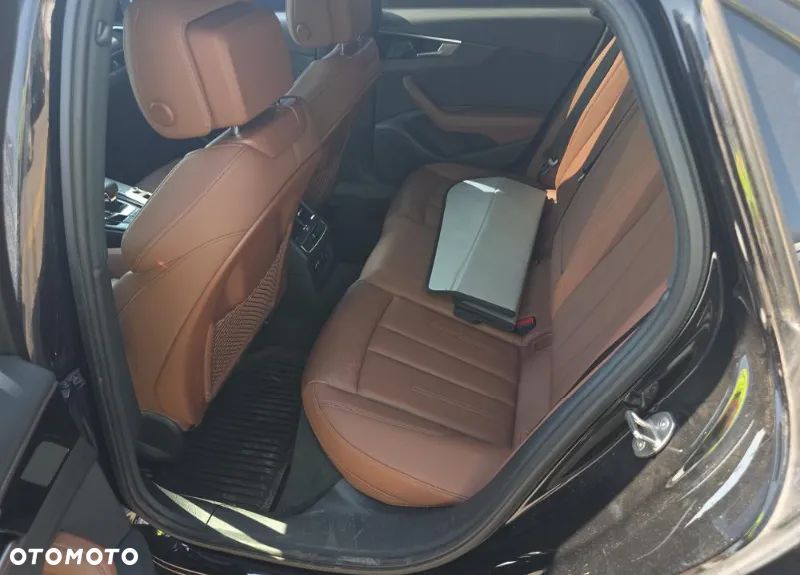 Audi A4 Limousine 45 TFSI quattro S tronic S line - 11