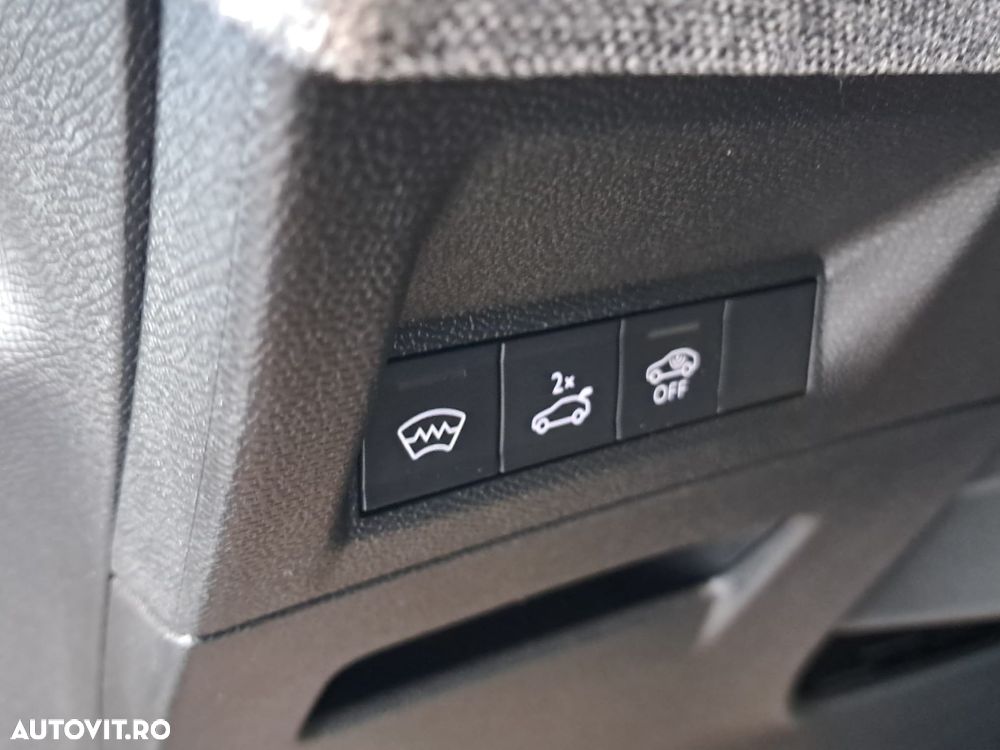 Peugeot 3008 1.2 MHEV 136 e-DCS6 GT - 19