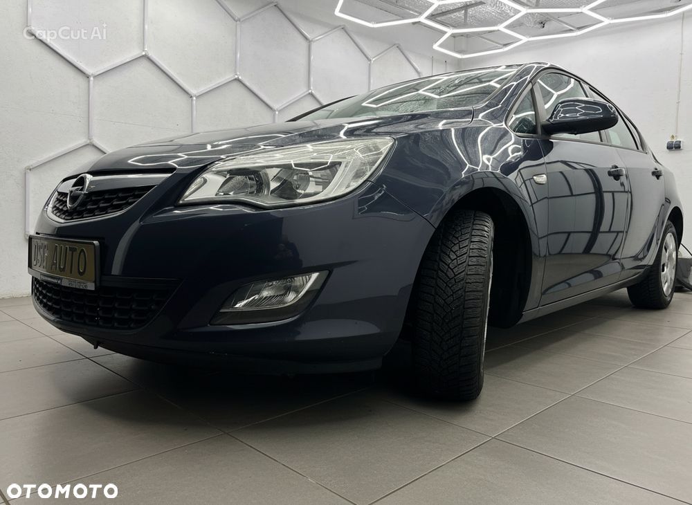Opel Astra - 12
