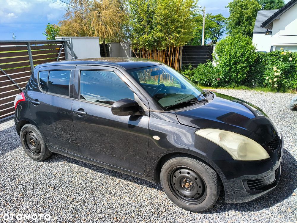 Suzuki Swift - 2
