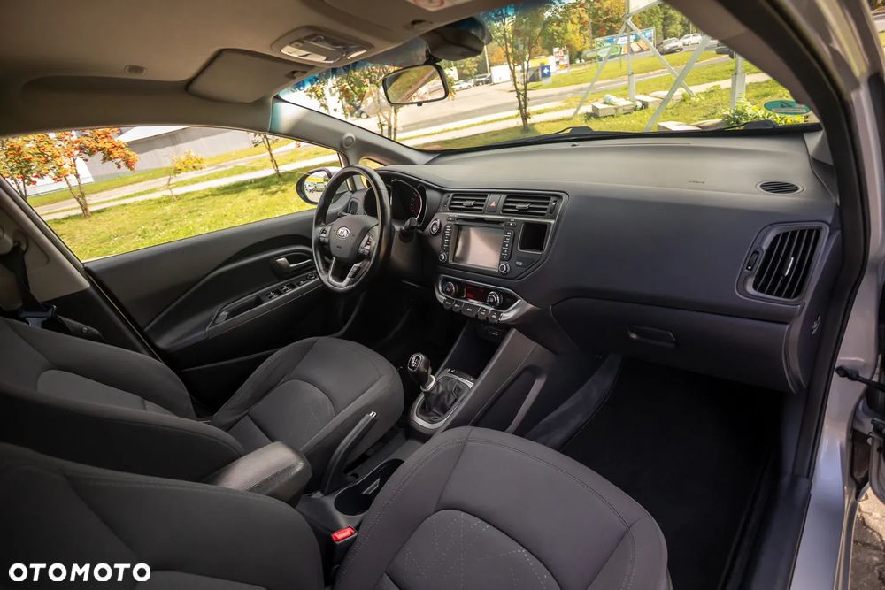 Kia Rio 1.4 CRDI Spirit - 8