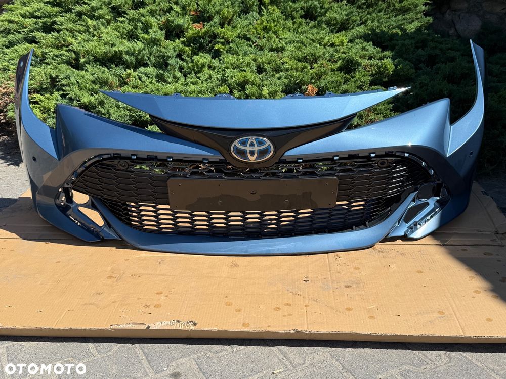TOYOTA COROLLA XII KOMBI ZDERZAK PRZEDNI 8U6 ORYGINAŁ - 1