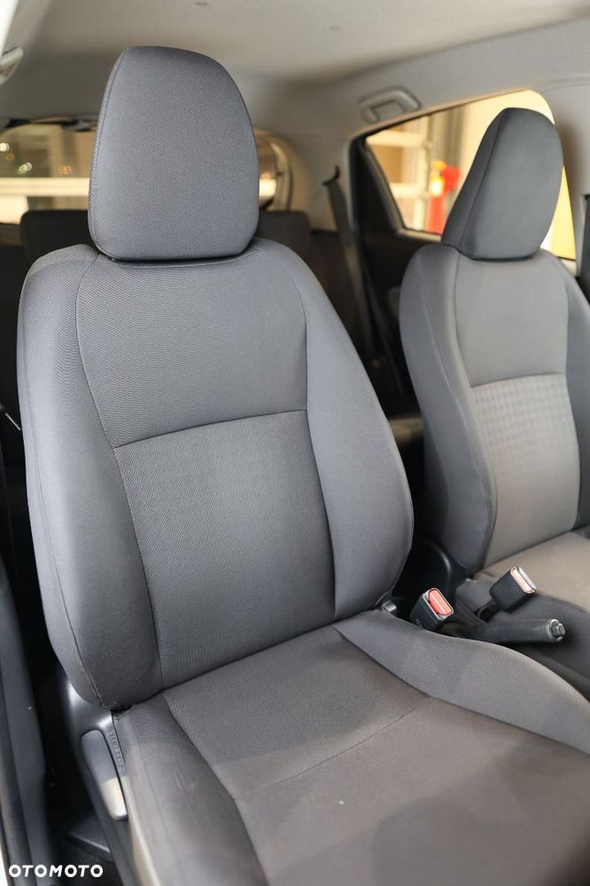 Toyota Yaris - 18