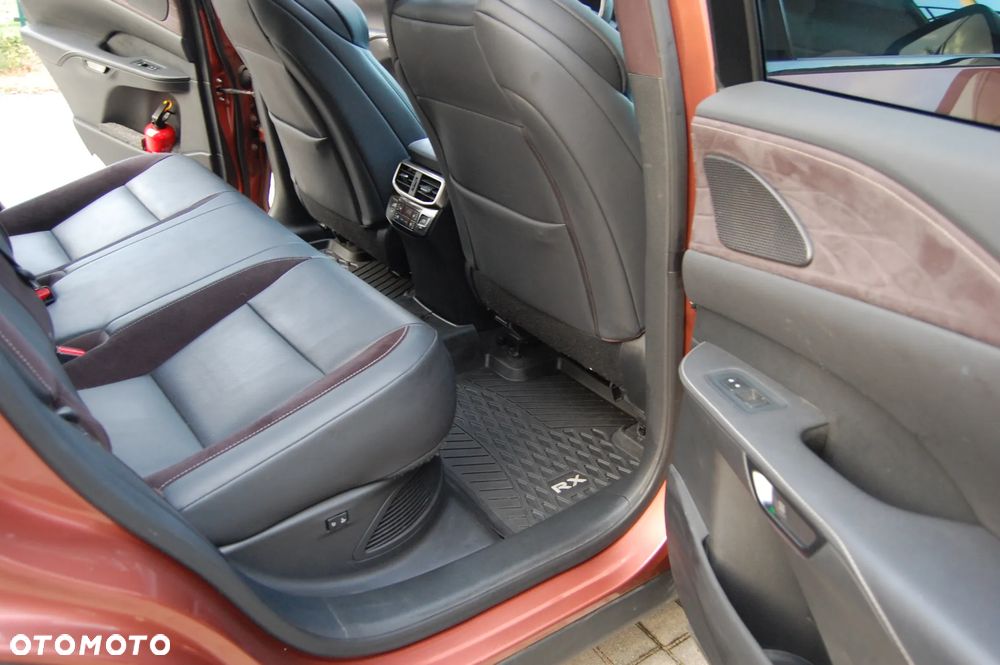 Lexus RX - 26