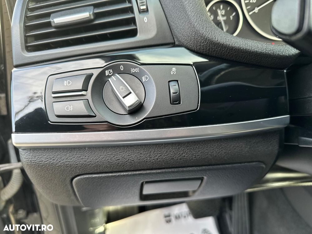 BMW X3 xDrive20d Aut. Advantage - 38