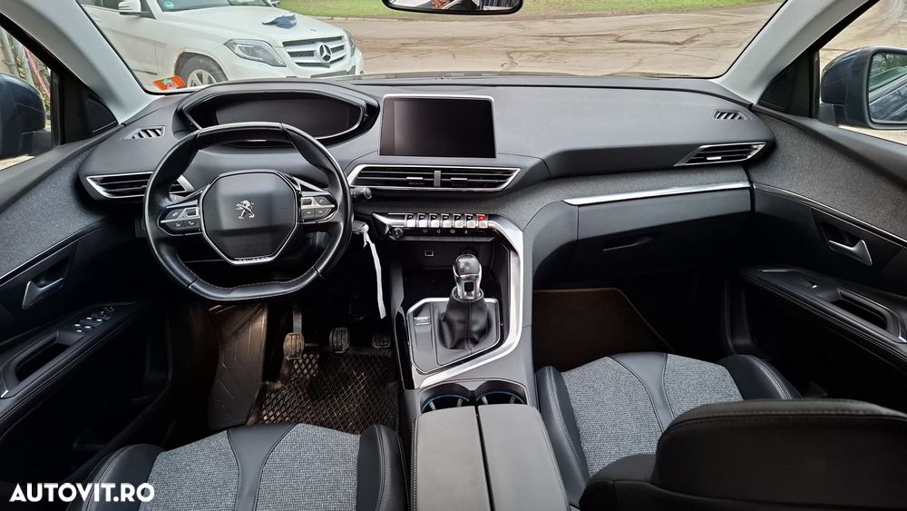 Peugeot 5008 PureTech 130 Stop & Start Active Business-Paket - 7