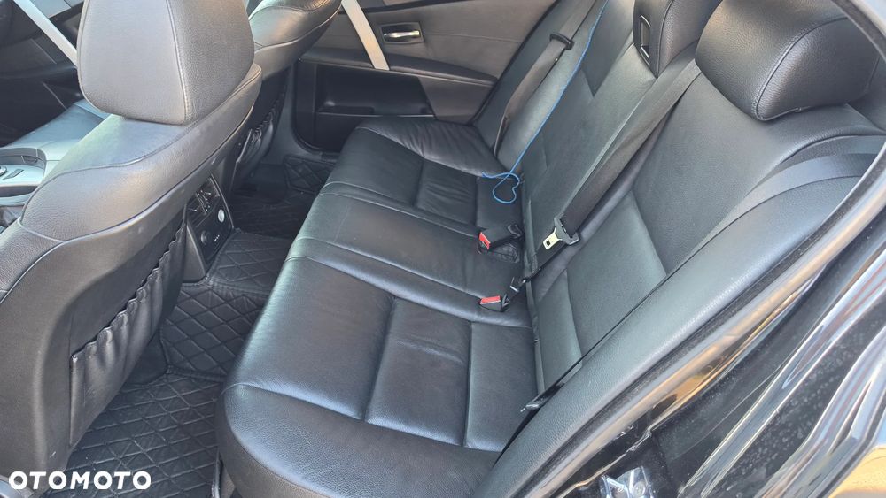 BMW Seria 5 - 22